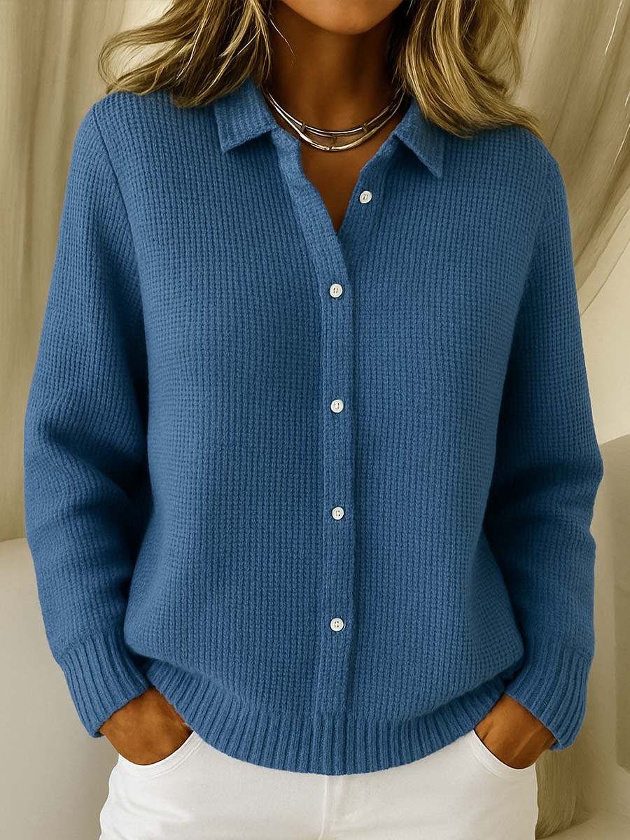 Maeve | Klassische Strickjacke mit Knöpfen